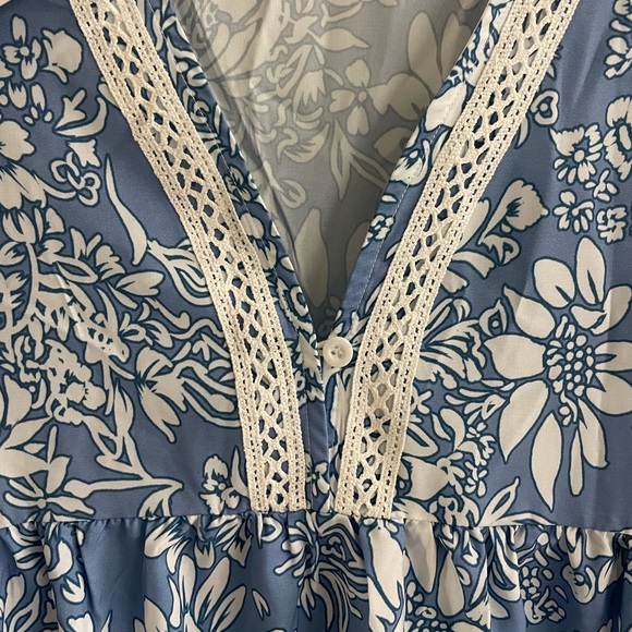 New floral tiered mini dress - Picture 3 of 7